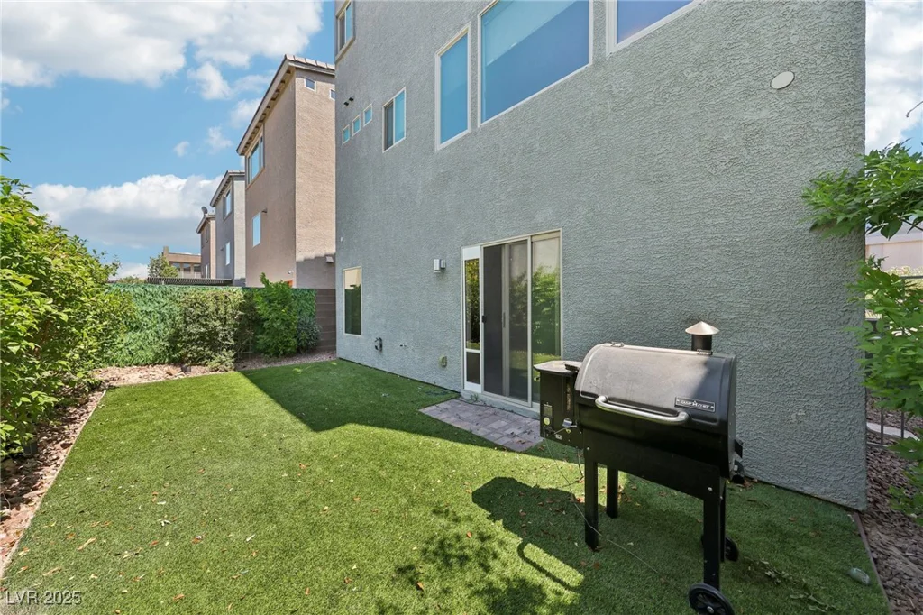 8042 Misty Canyon, Las Vegas, NV 89113