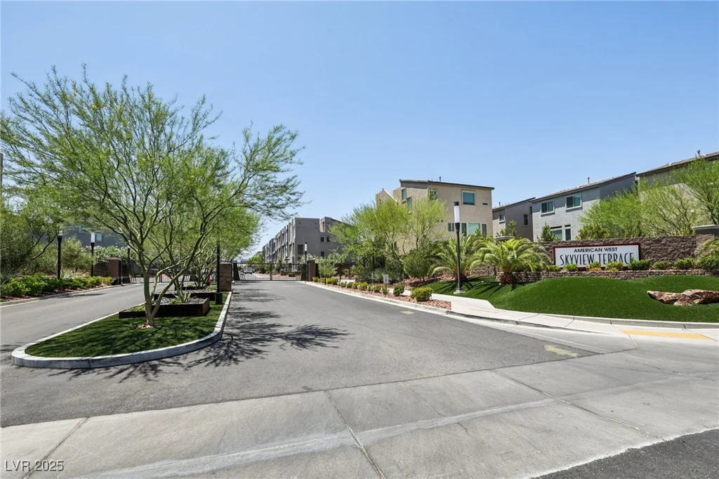 8042 Misty Canyon, Las Vegas, NV 89113