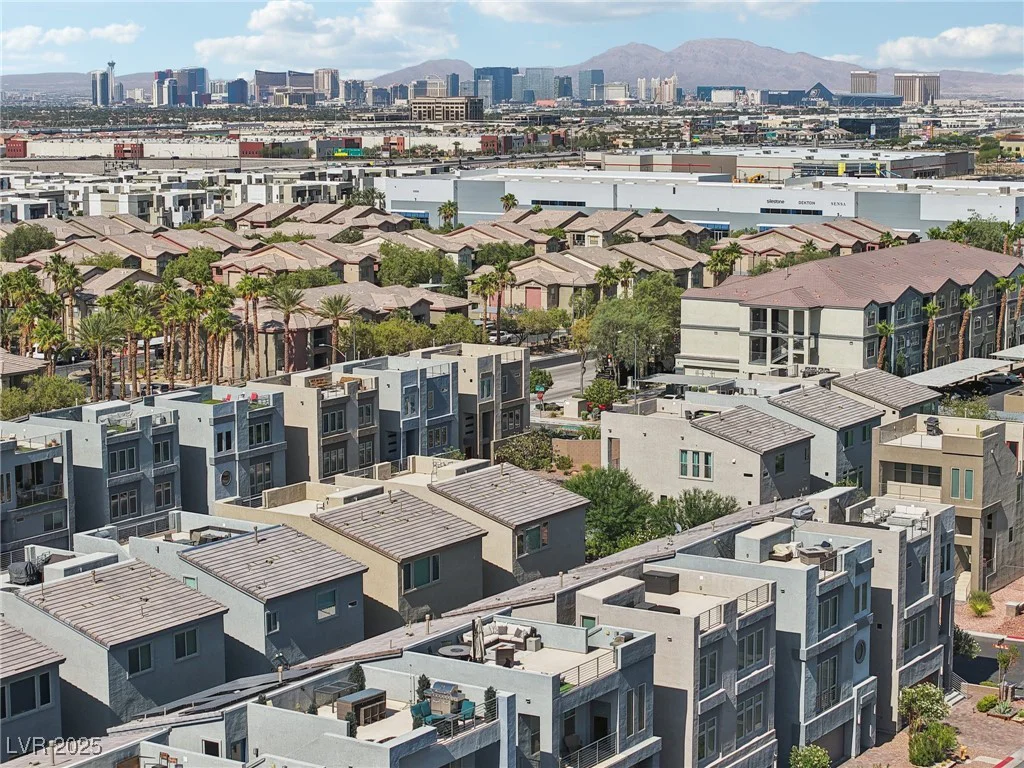 8042 Misty Canyon, Las Vegas, NV 89113