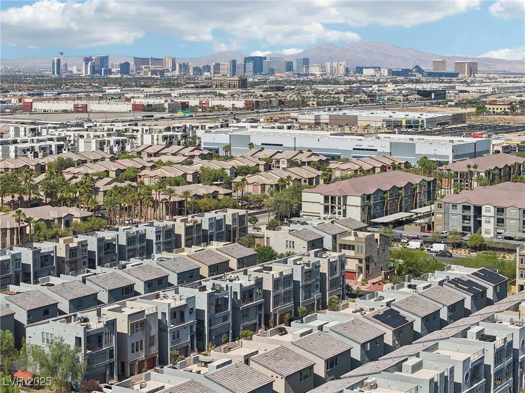 8042 Misty Canyon, Las Vegas, NV 89113
