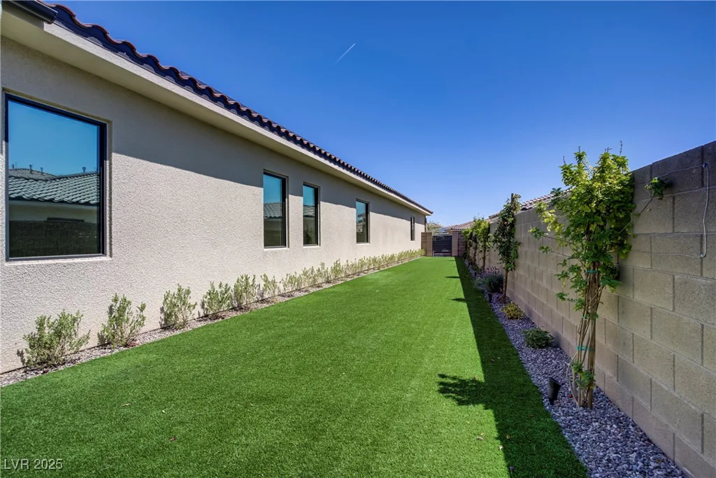 47 Garibaldi, Henderson, NV 89011