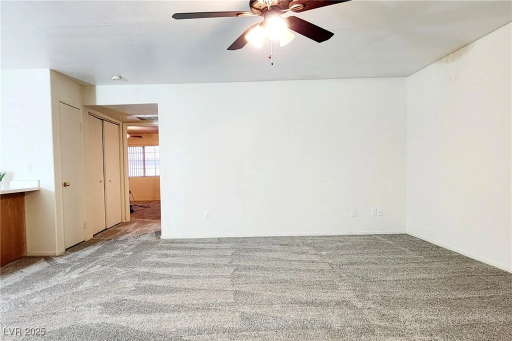 8410 Eldora, Las Vegas, NV 89117
