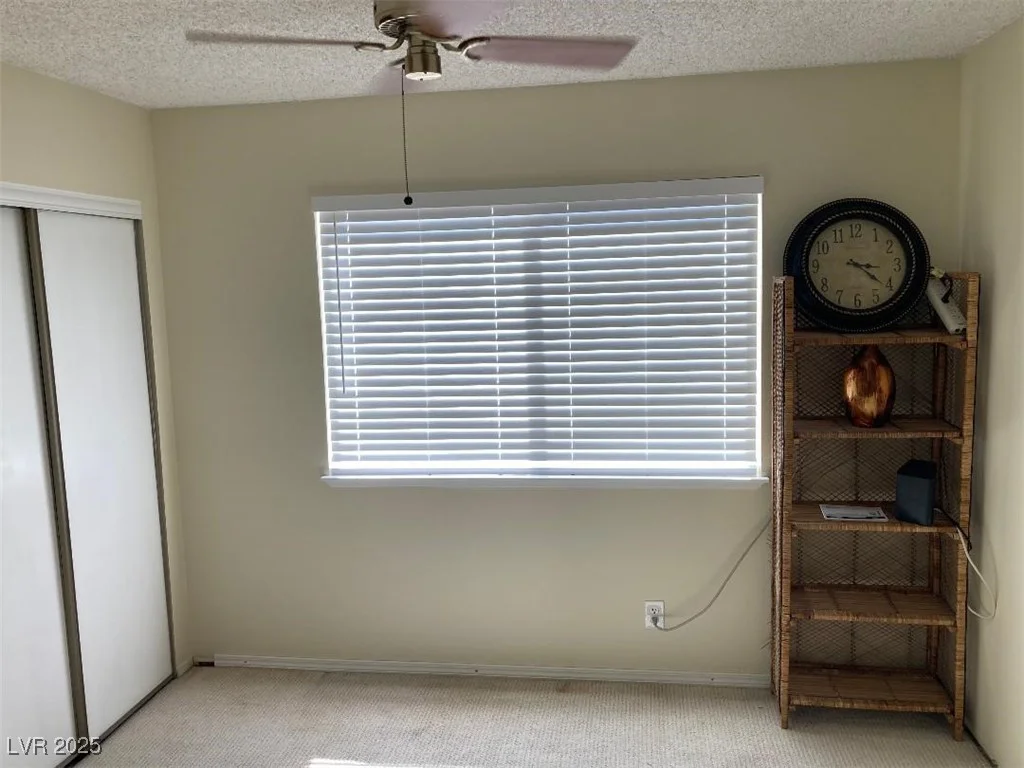 5821 Santa Catalina, Las Vegas, NV 89108