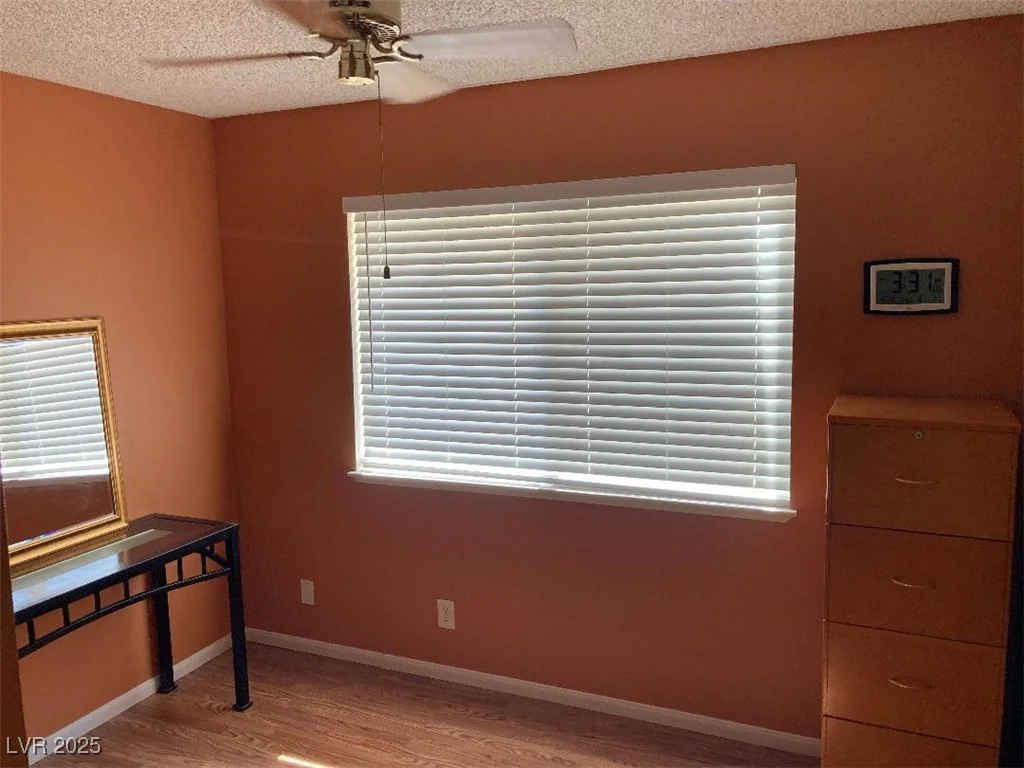 5821 Santa Catalina, Las Vegas, NV 89108