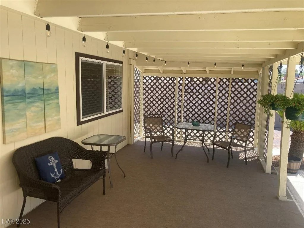 5821 Santa Catalina, Las Vegas, NV 89108