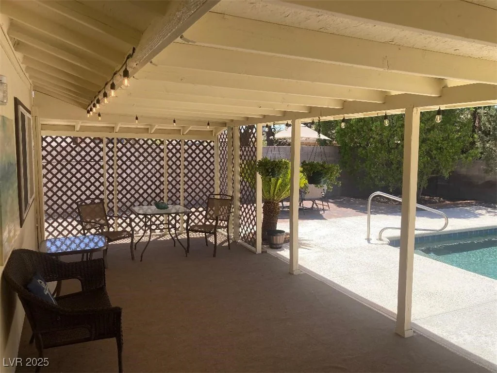 5821 Santa Catalina, Las Vegas, NV 89108