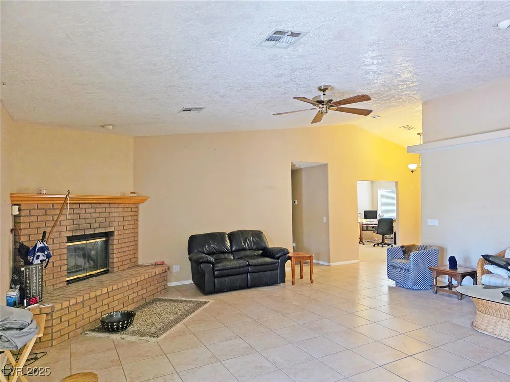 731 Calvada, Pahrump, NV 89048