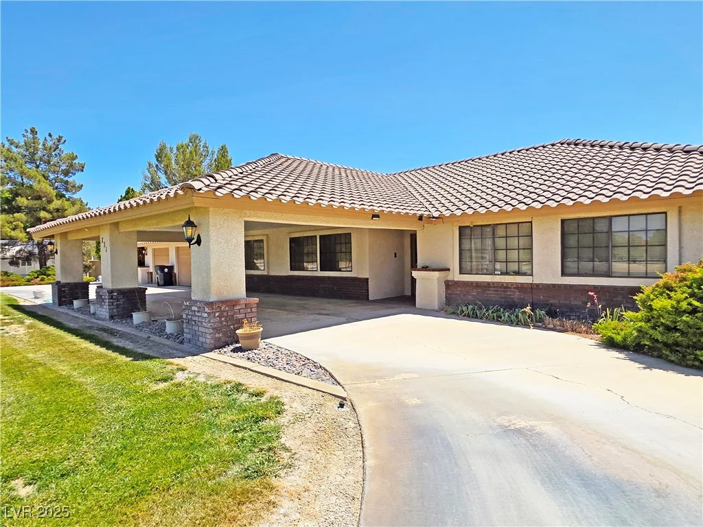 731 Calvada, Pahrump, NV 89048
