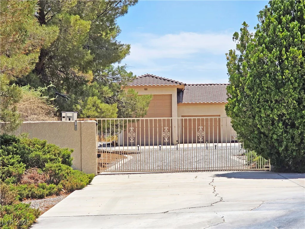 731 Calvada, Pahrump, NV 89048