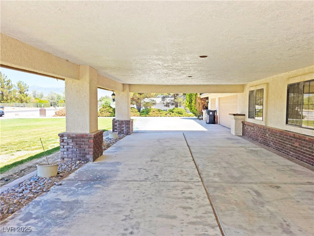 731 Calvada, Pahrump, NV 89048