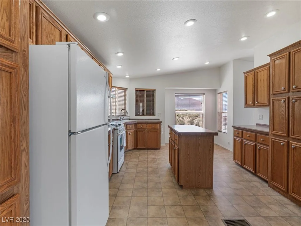 70 Camp Bonanza, Las Vegas, NV 89124