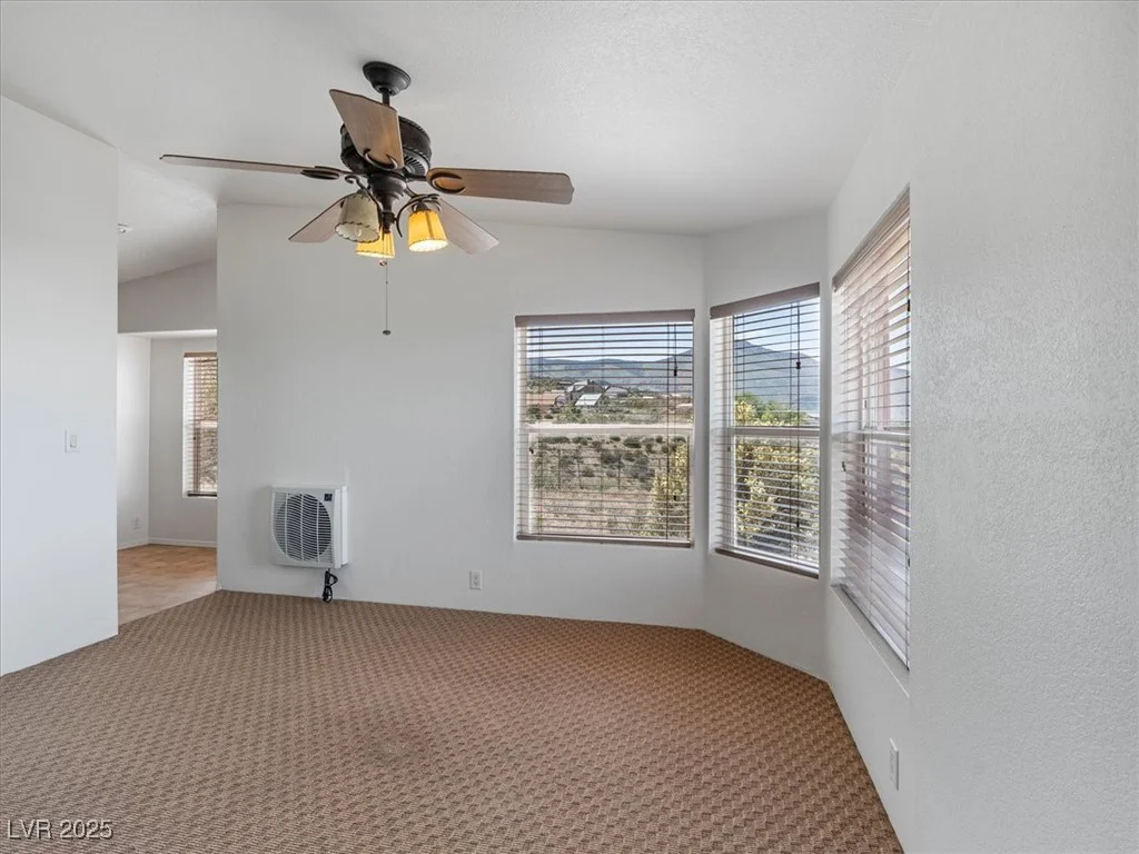 70 Camp Bonanza, Las Vegas, NV 89124