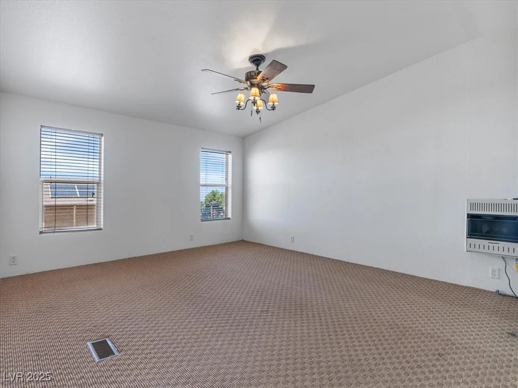 70 Camp Bonanza, Las Vegas, NV 89124