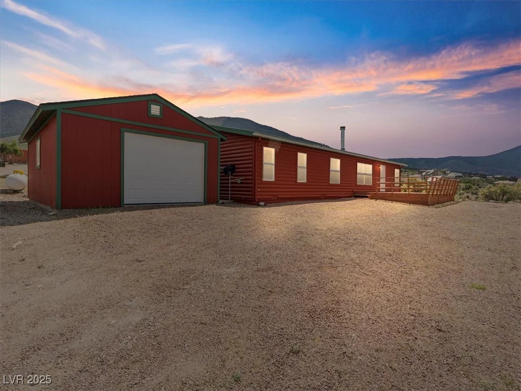 70 Camp Bonanza, Las Vegas, NV 89124