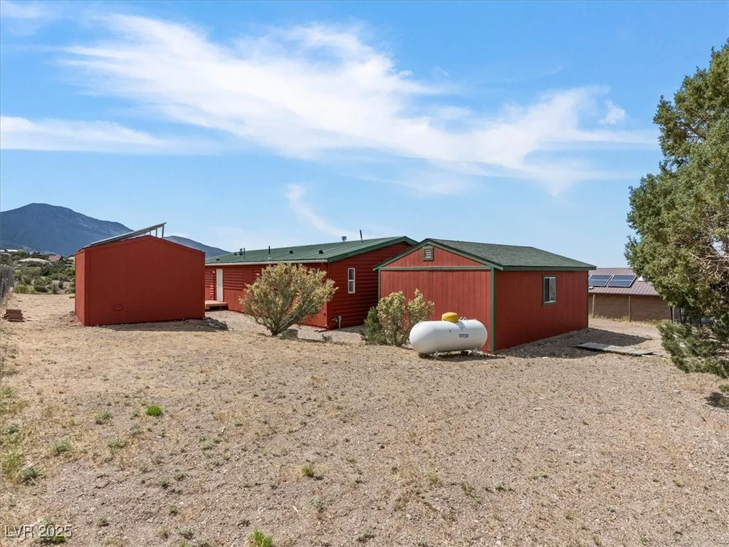 70 Camp Bonanza, Las Vegas, NV 89124