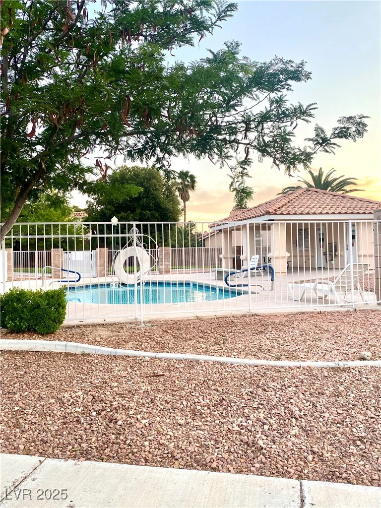 2813 Painted Rose, Henderson, NV 89074
