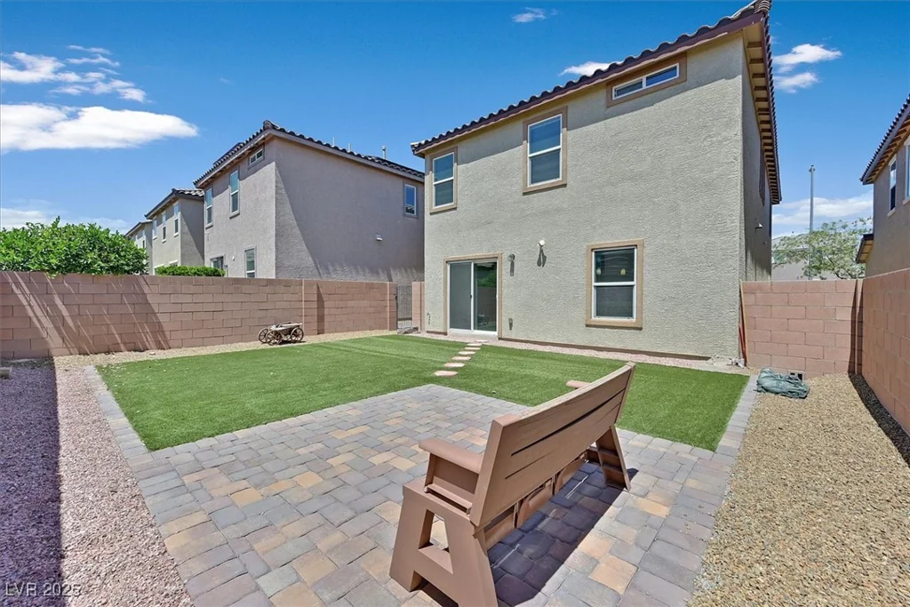 8755 Spanish Ridge, Las Vegas, NV 89148
