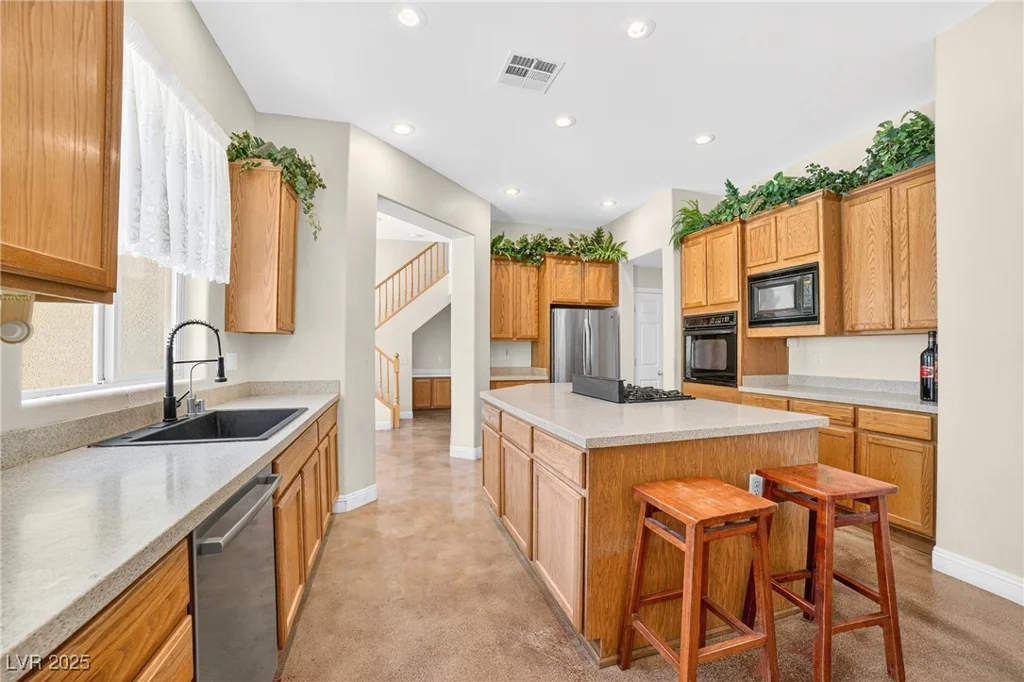 5043 Gable Crest, Las Vegas, NV 89141