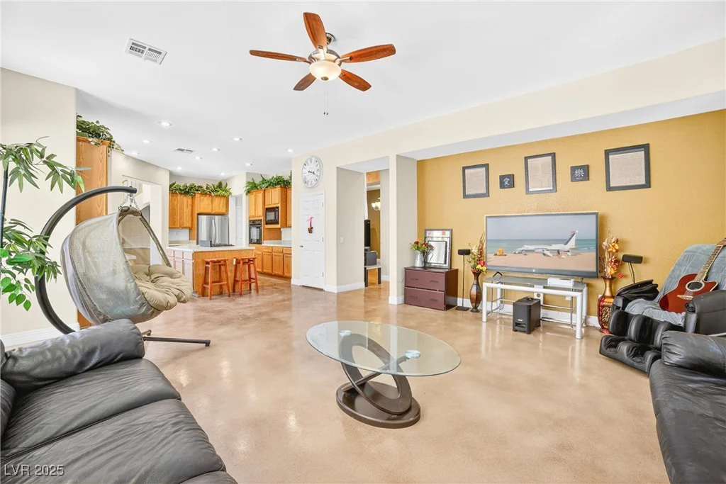 5043 Gable Crest, Las Vegas, NV 89141