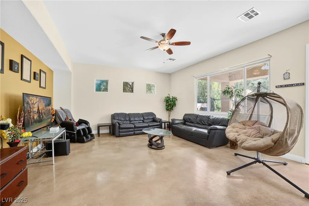 5043 Gable Crest, Las Vegas, NV 89141