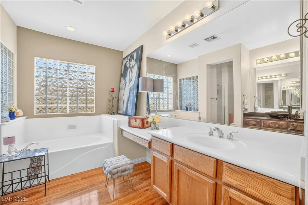 5043 Gable Crest, Las Vegas, NV 89141