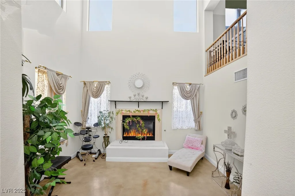 5043 Gable Crest, Las Vegas, NV 89141