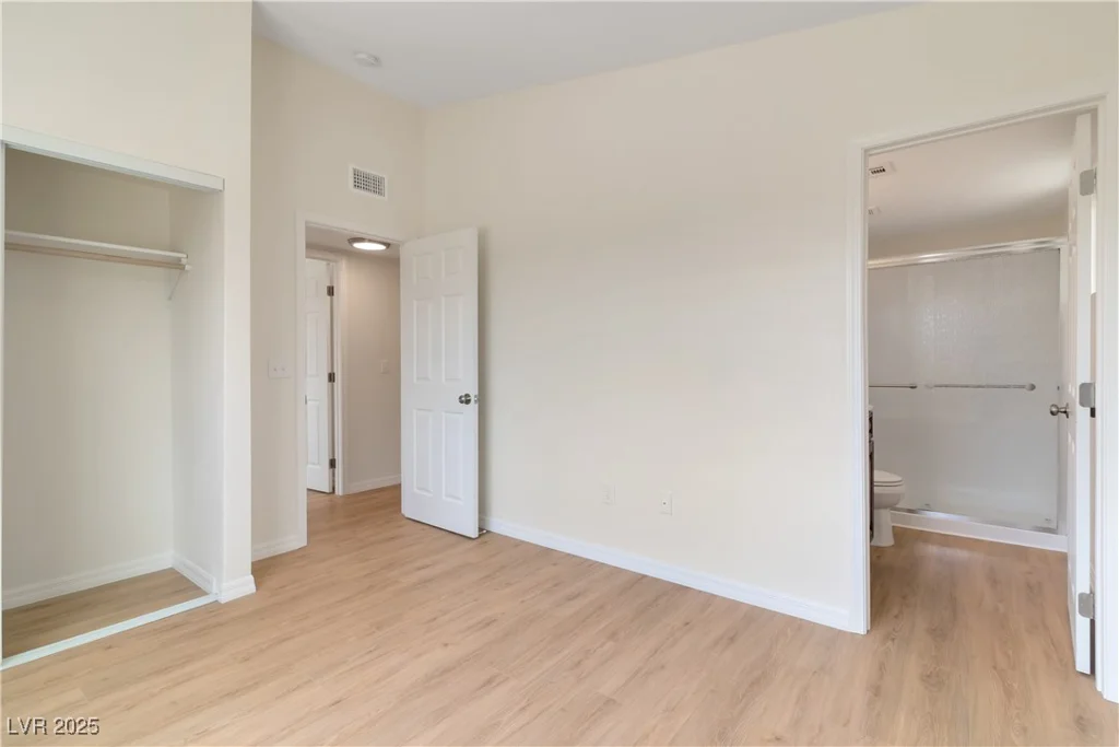 49 Constitution, Henderson, NV 89015