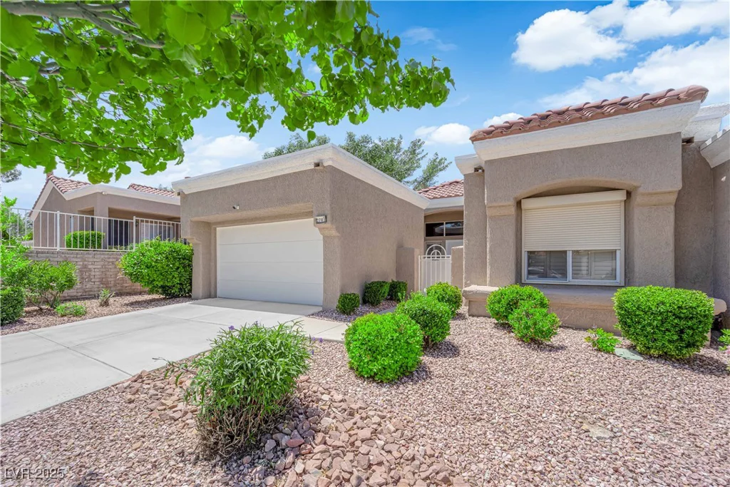 2701 Glencliff, Las Vegas, NV 89134