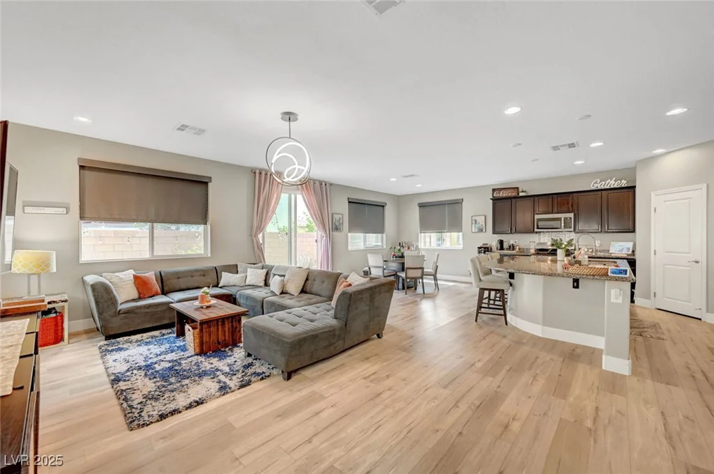 7720 Tiger Palm, Las Vegas, NV 89139