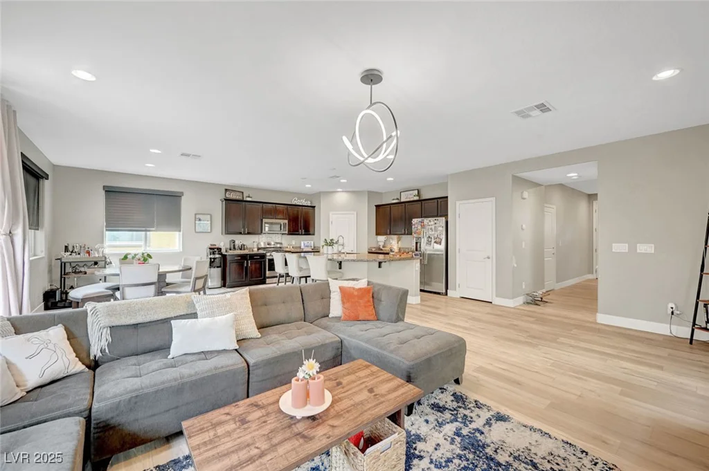 7720 Tiger Palm, Las Vegas, NV 89139