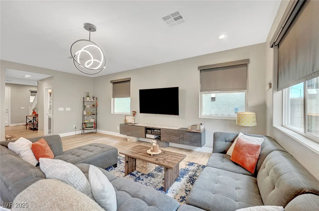 7720 Tiger Palm, Las Vegas, NV 89139