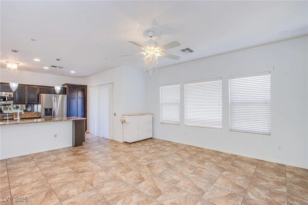 1794 MORRO VISTA, Las Vegas, NV 89135