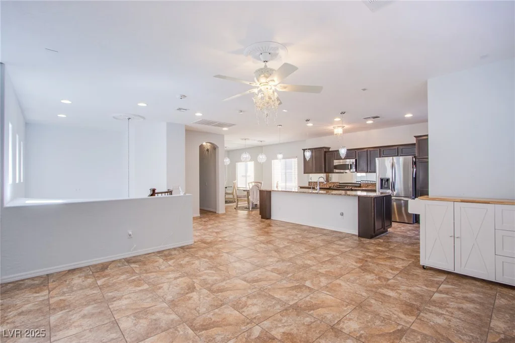1794 MORRO VISTA, Las Vegas, NV 89135
