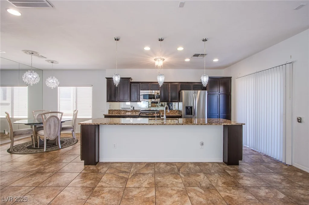 1794 MORRO VISTA, Las Vegas, NV 89135
