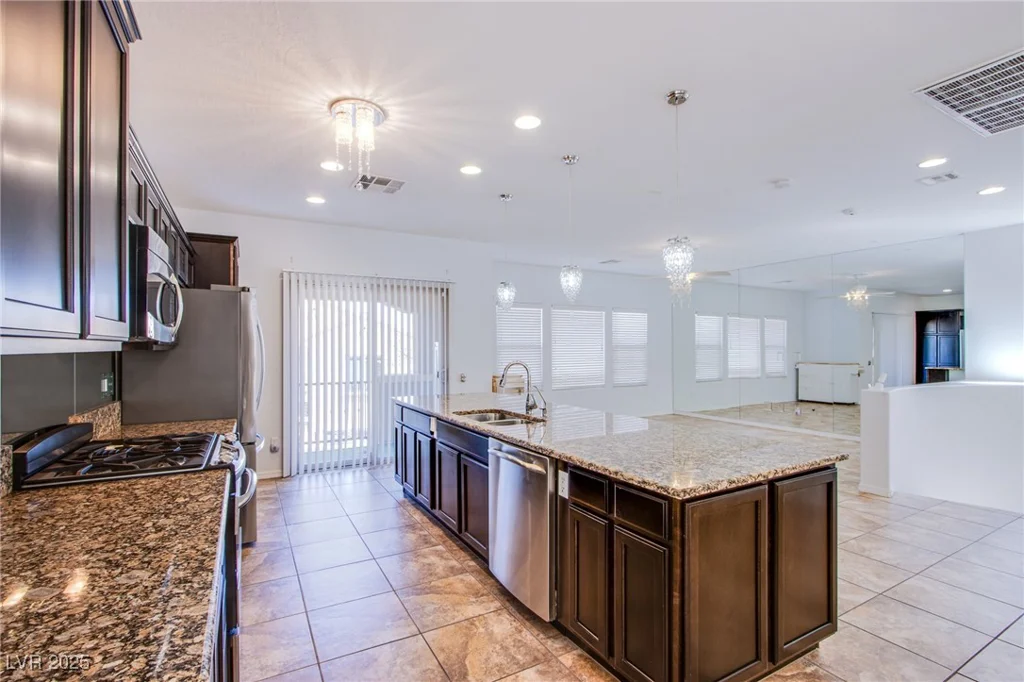 1794 MORRO VISTA, Las Vegas, NV 89135