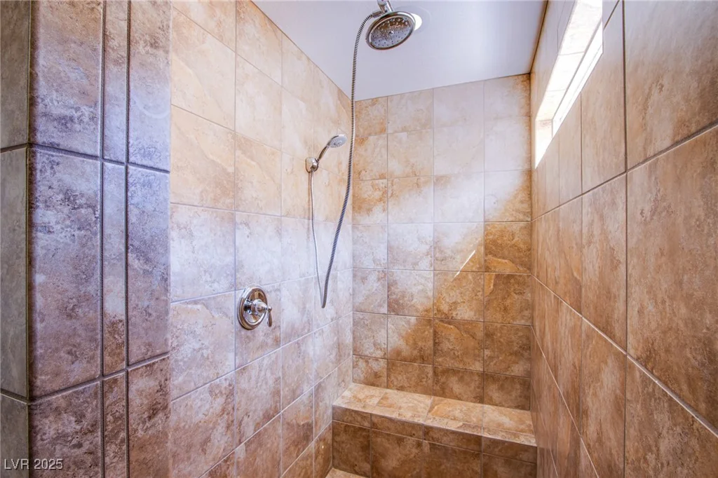1794 MORRO VISTA, Las Vegas, NV 89135