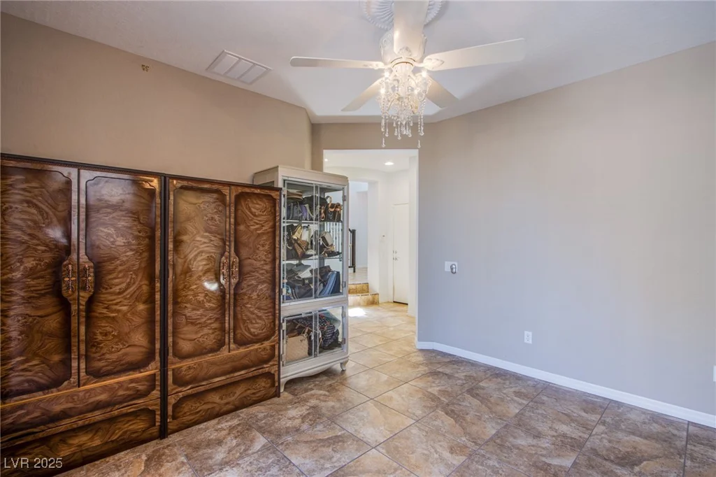 1794 MORRO VISTA, Las Vegas, NV 89135
