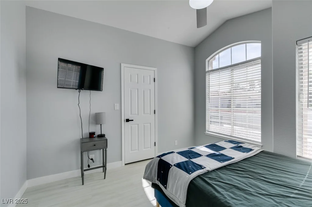 8150 Beaverbrook, Las Vegas, NV 89123