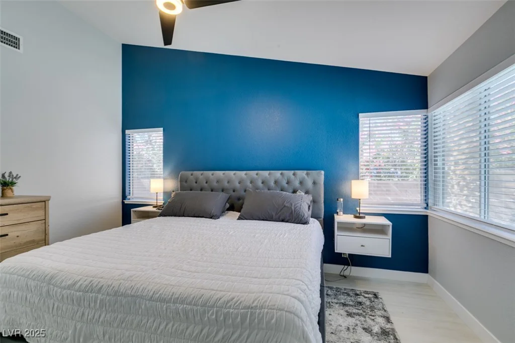 8150 Beaverbrook, Las Vegas, NV 89123