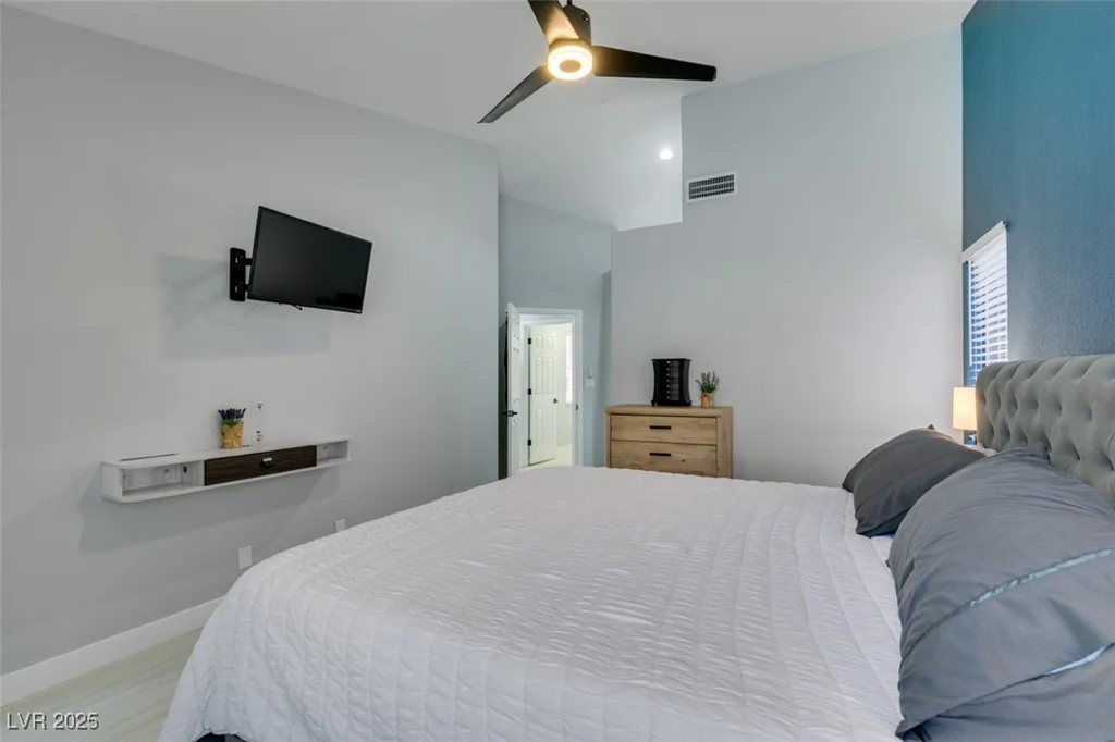 8150 Beaverbrook, Las Vegas, NV 89123