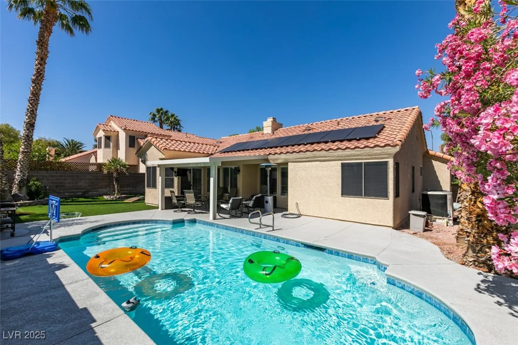 8150 Beaverbrook, Las Vegas, NV 89123