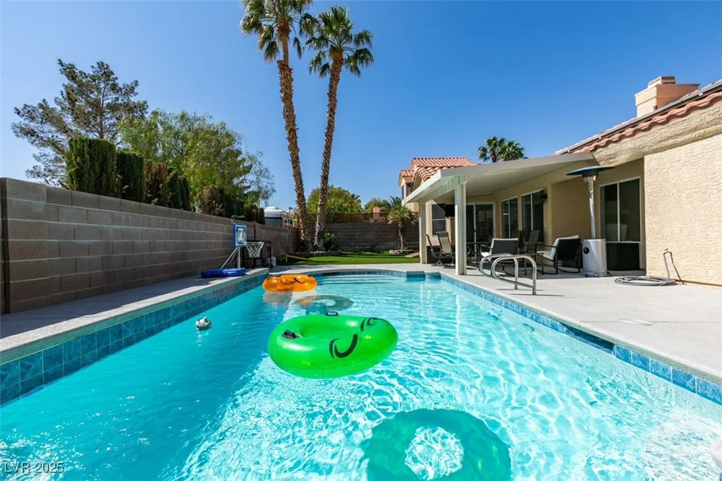 8150 Beaverbrook, Las Vegas, NV 89123