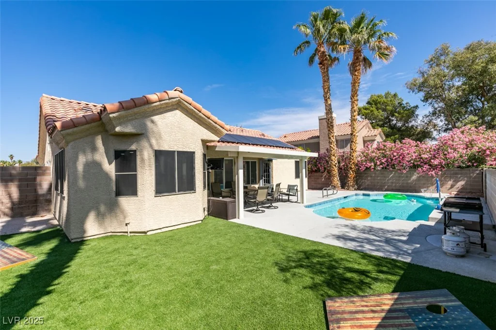 8150 Beaverbrook, Las Vegas, NV 89123