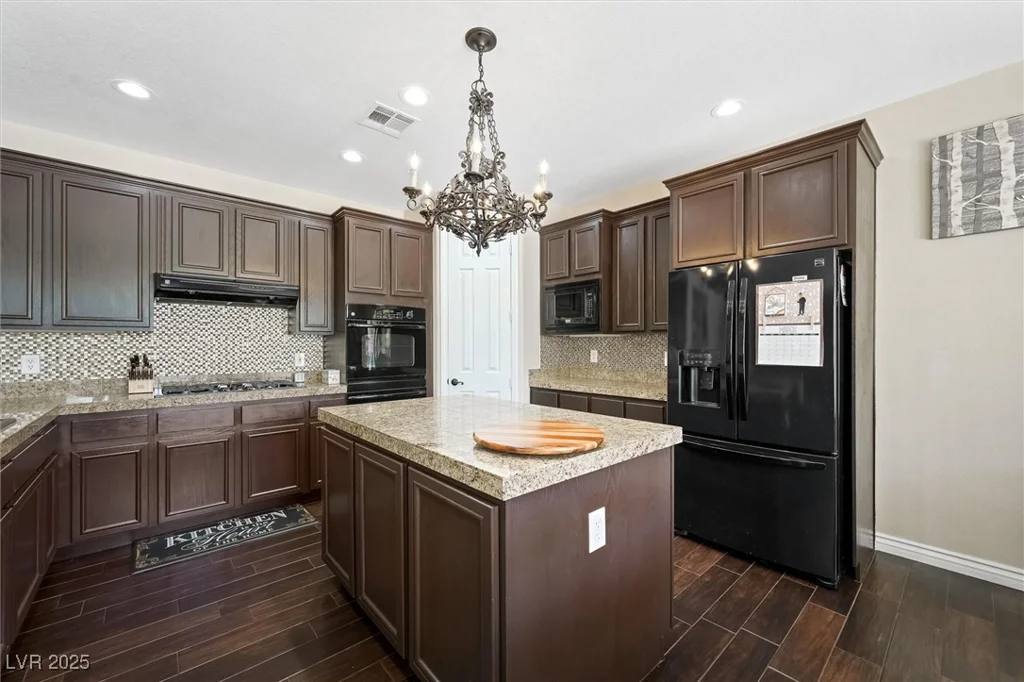 335 Pleasant Summit, Henderson, NV 89012
