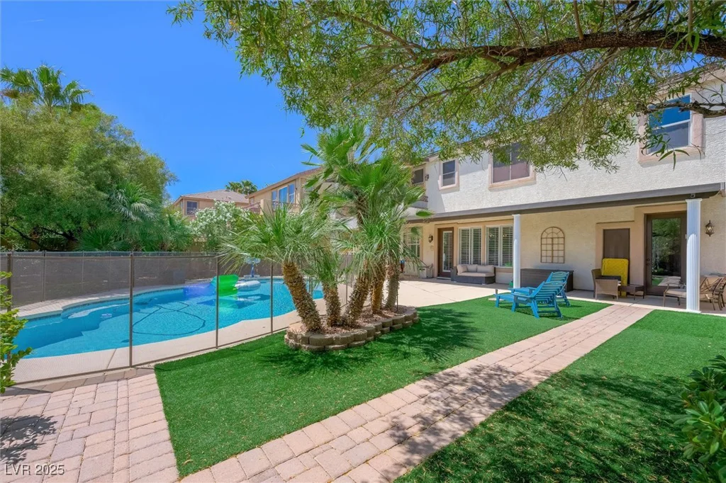 335 Pleasant Summit, Henderson, NV 89012