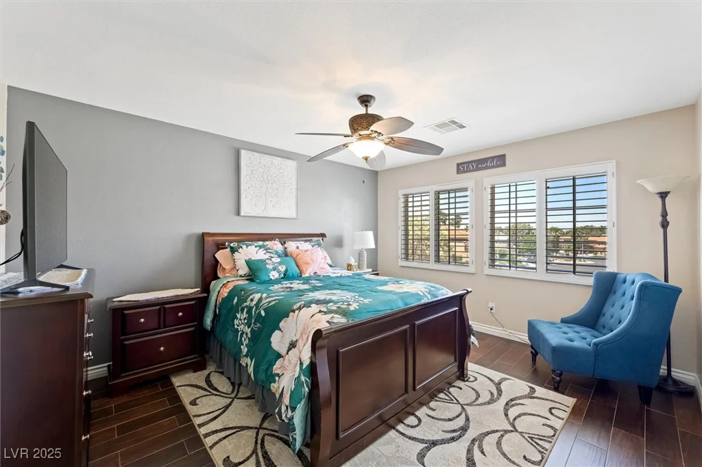 335 Pleasant Summit, Henderson, NV 89012