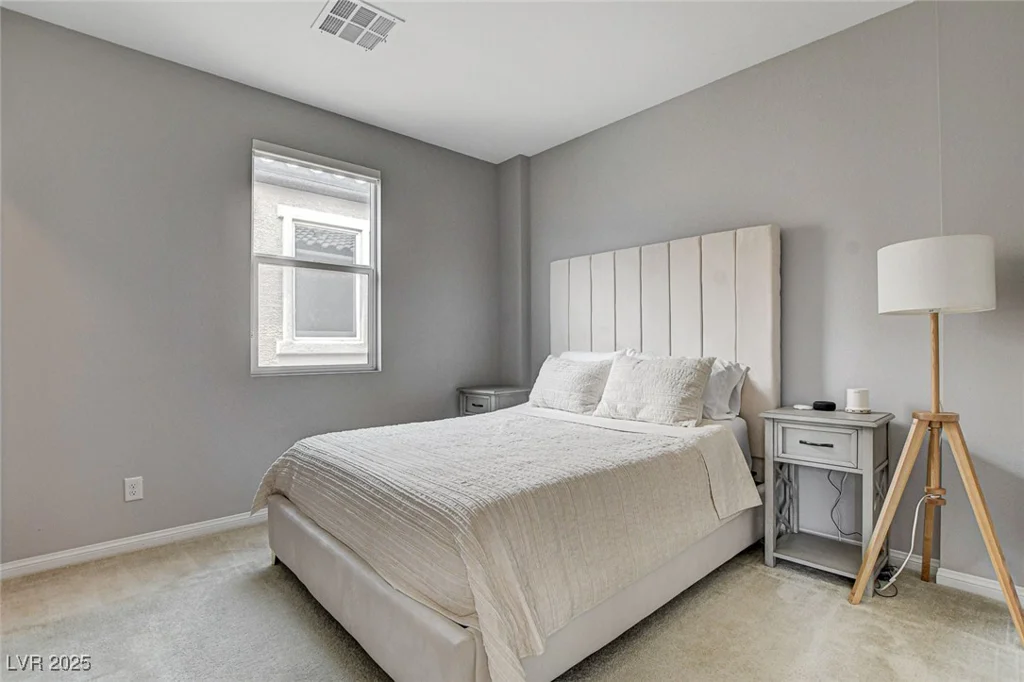9870 Fisher Bay, Las Vegas, NV 89178