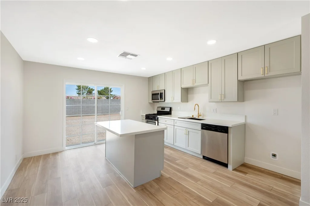 239 Concho, Henderson, NV 89015