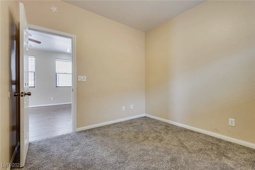 8745 Dodds Canyon, Las Vegas, NV 89131