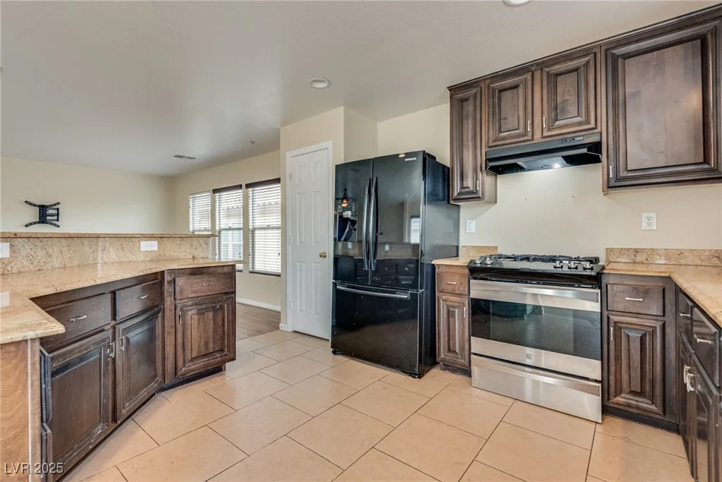 8745 Dodds Canyon, Las Vegas, NV 89131